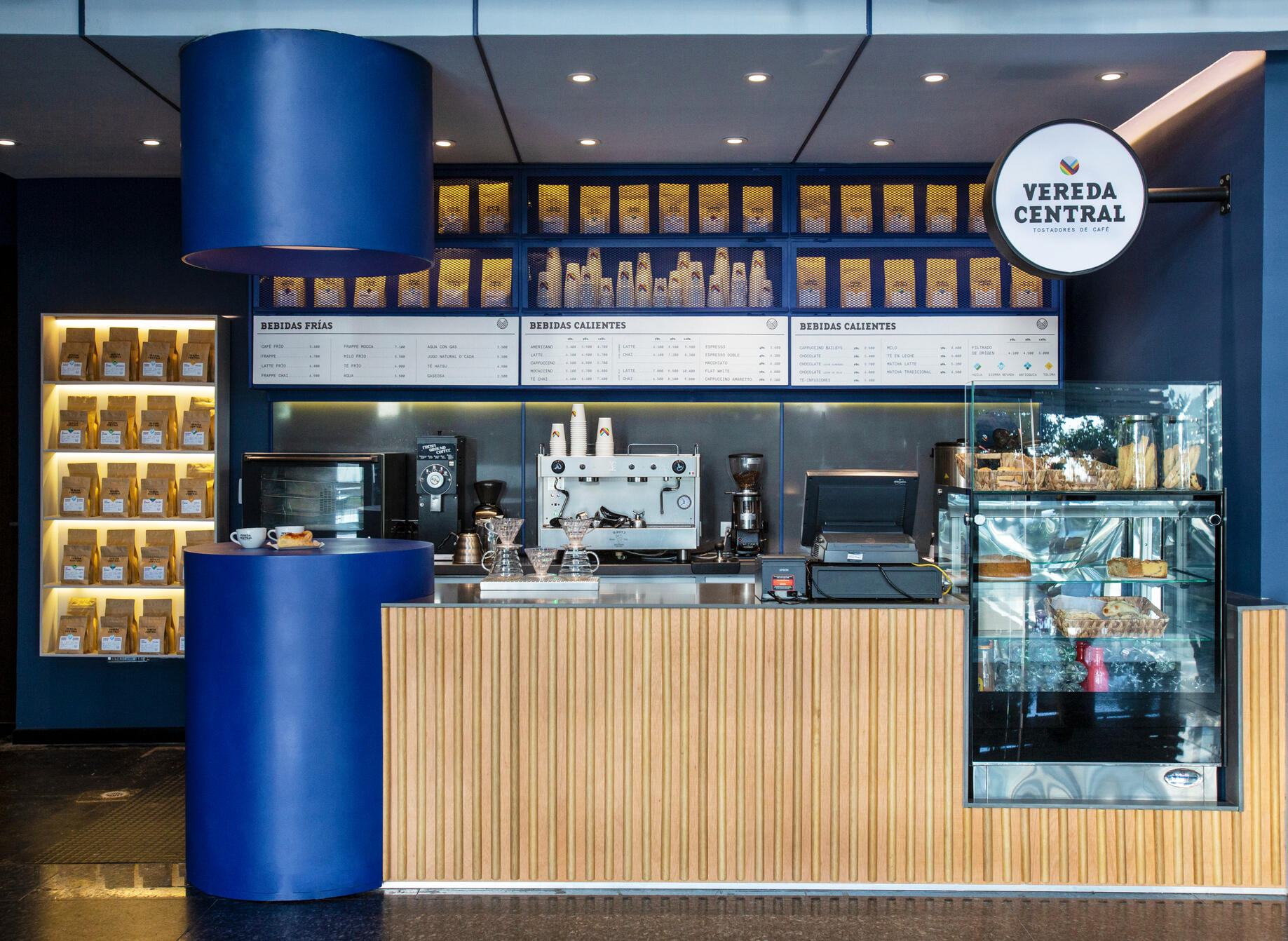 Vereda Central — Spatial Design in collaboration with La Curadora